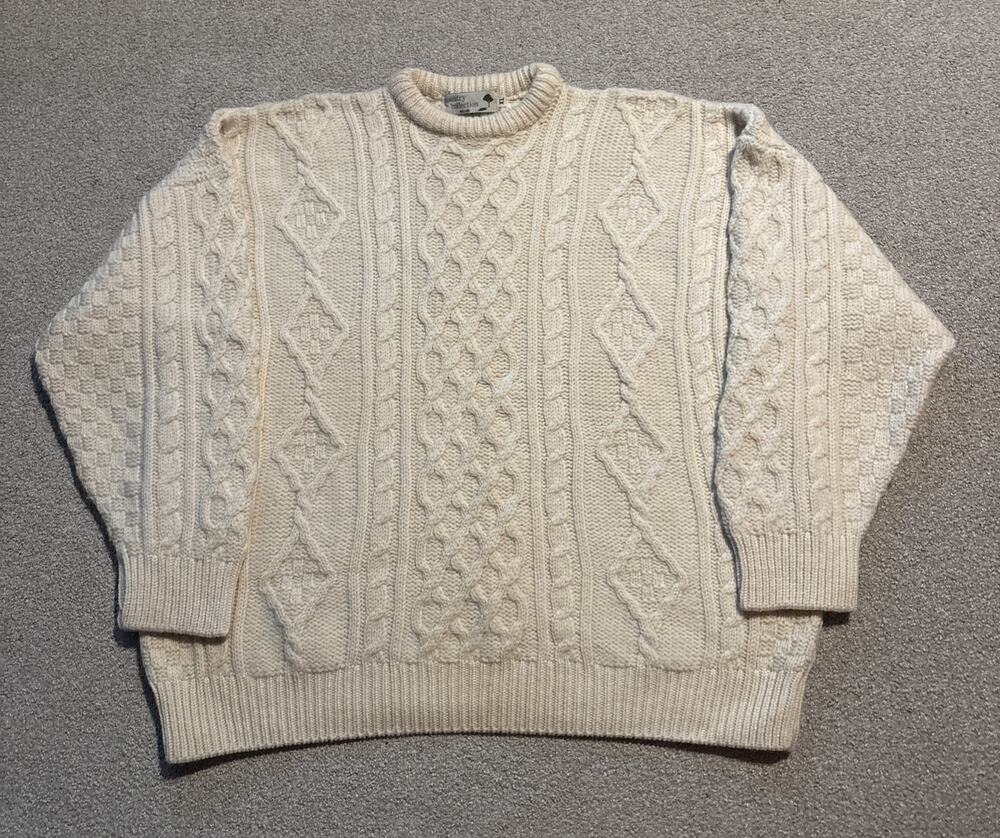 VTG Country Collection Ireland Men Chunky Cable Knit Fisherman Sweater 100% Wool